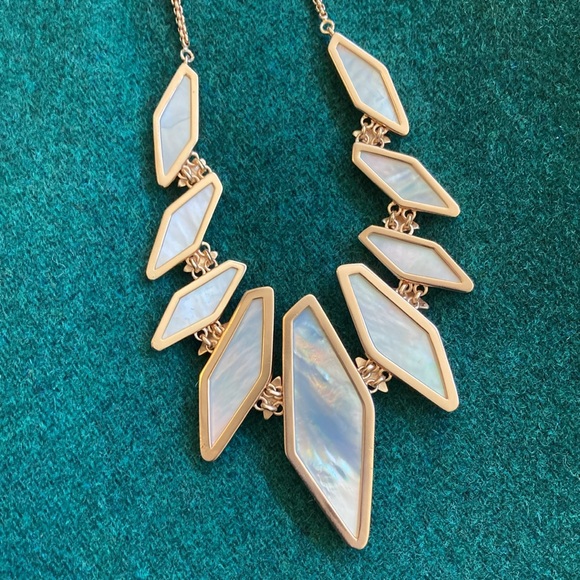 Kendra Scott Bernice Bib Necklace - Picture 4 of 5